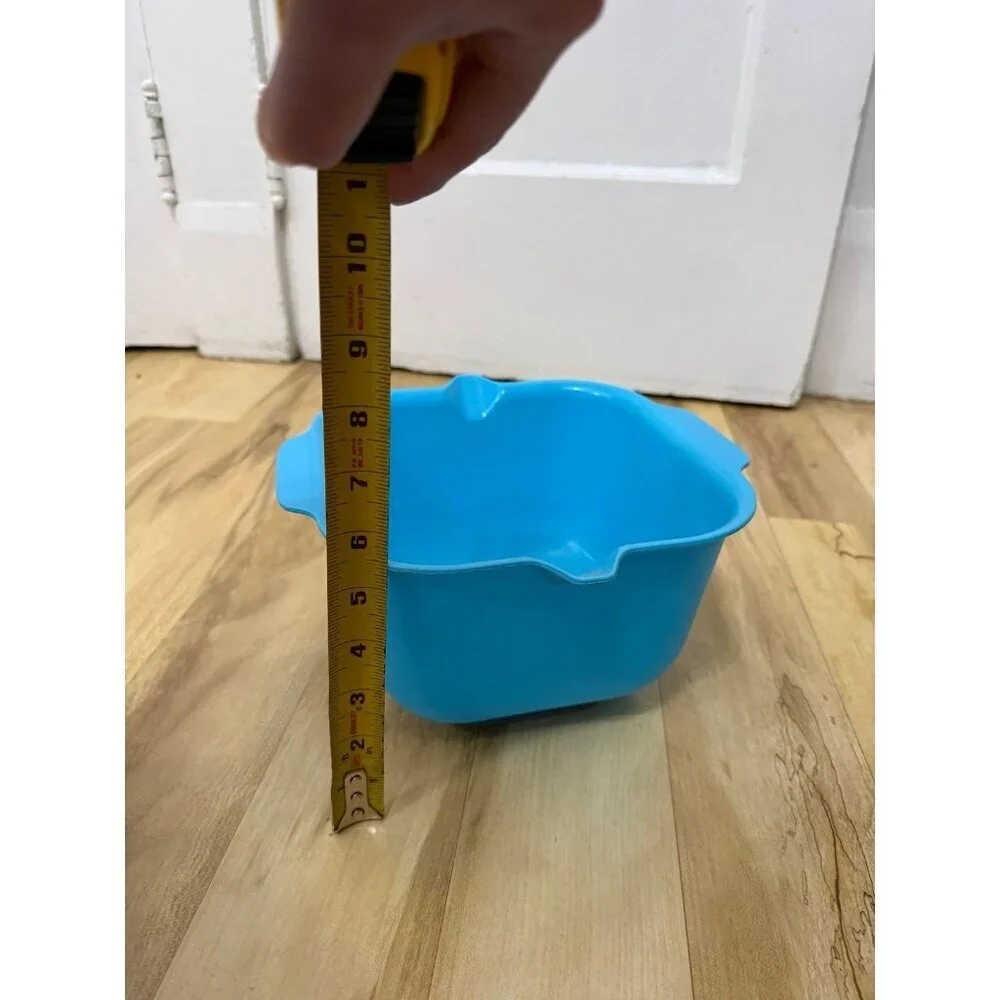 Blue Plastic Mixing Bowl with Pour Spouts